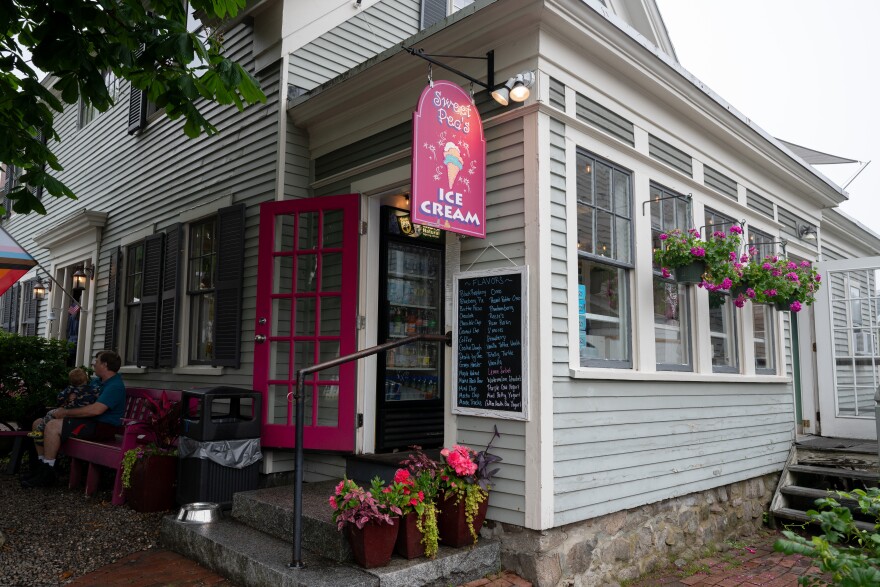 Sweet Pea’s Ice Cream shop in Ogunquit, Maine on Sunday, June 23, 2024. (Raquel C. Zaldívar/New England News Collaborative)