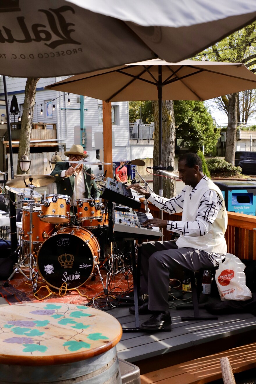 Kirkland wine bar The Grape Choice often has live jazz on their patio.