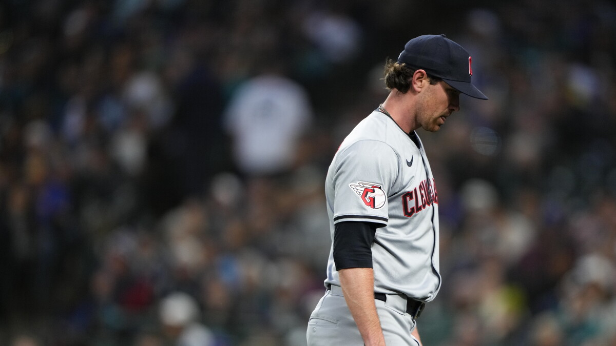Pressure on pitchers to throw harder could be leading to more injuries like Bieber's - Vimarsana News