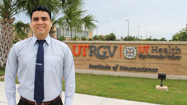Dr. Jesús Melgarejo, a neuroscientist at UTRGV’s School of Medicine, recently shared research findings that examines the connection between cardiovascular health and brain function.