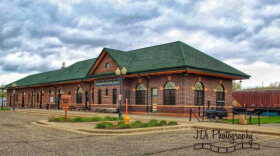 An outside shot in the summertime of the Great Northern Depot in Bemidji.