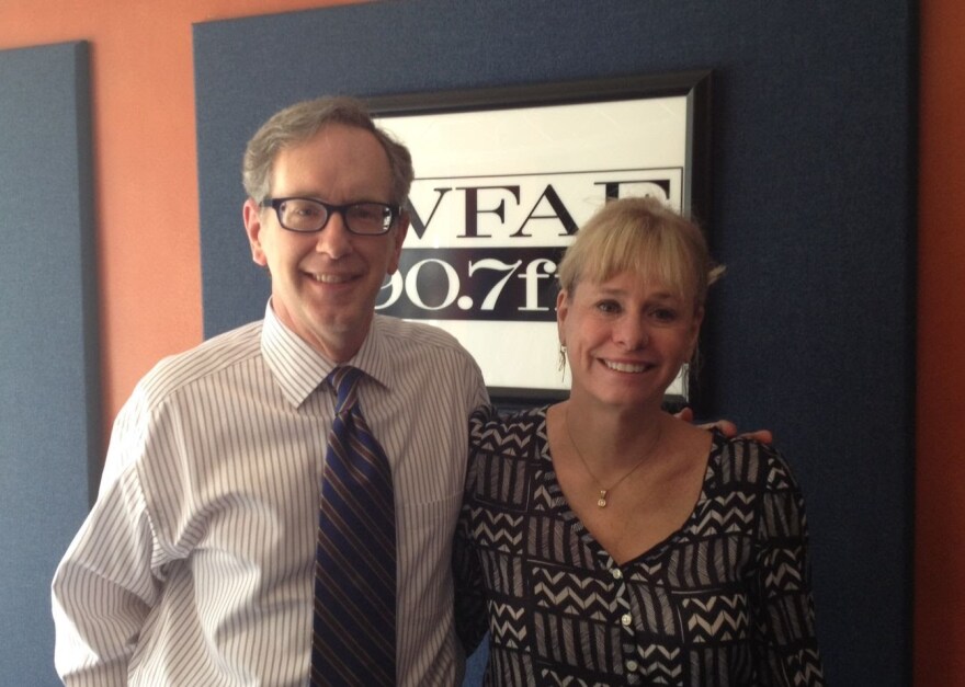 Mike with bestselling author and forensic anthropologist Kathy Reichs in 2012.