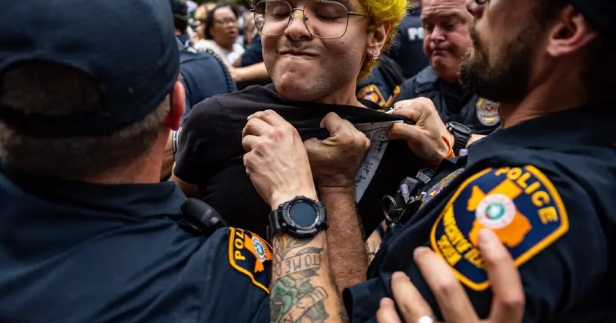 Texas professors self-censor for fear of retaliation, survey found