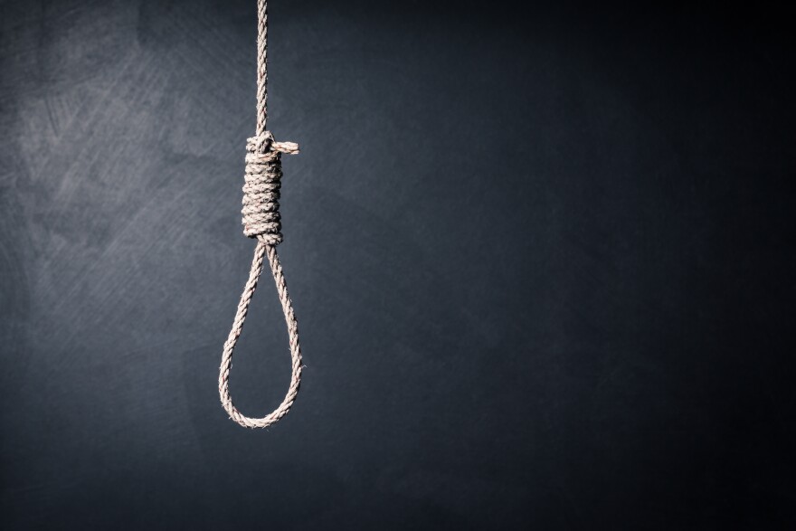 The Noose Is Purely And Simply A Symbol Of Hate Uwm Professor Says Wuwm 7 Fm Milwaukee S Npr