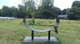 Ernest and Ruth by Hank Willis Thomas on the west lawn of the Springfield Art Museum (photo taken August 7, 2023)