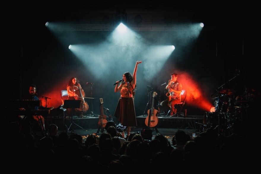 Mexican folk singer Silvana Estrada performs songs from her latest album vendrán suaves lluvias at the Miami Beach Bandshell in North Beach on Sunday, Sept. 27, 2026.