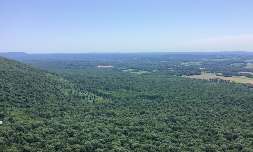 The view from Bake Oven Knob.