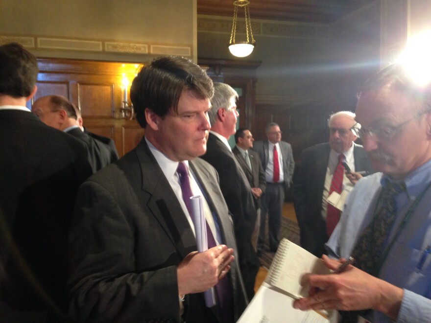 AEDC Director Grant Tennille in Governor's Conference Room