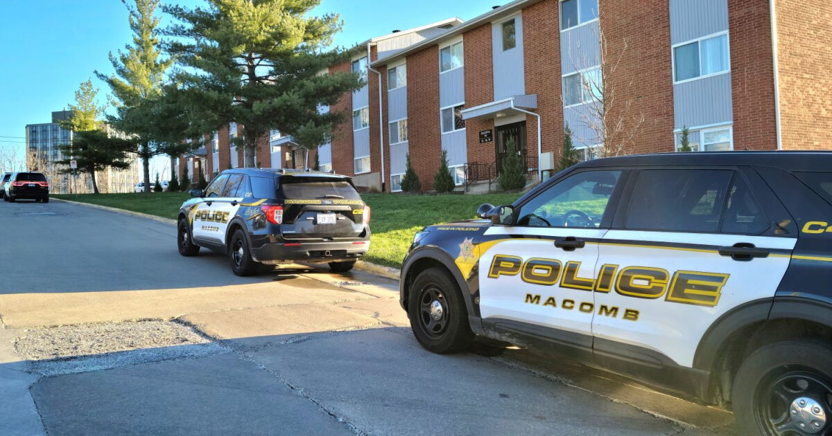 No charges in fatal police shooting in Macomb | NPR Illinois
