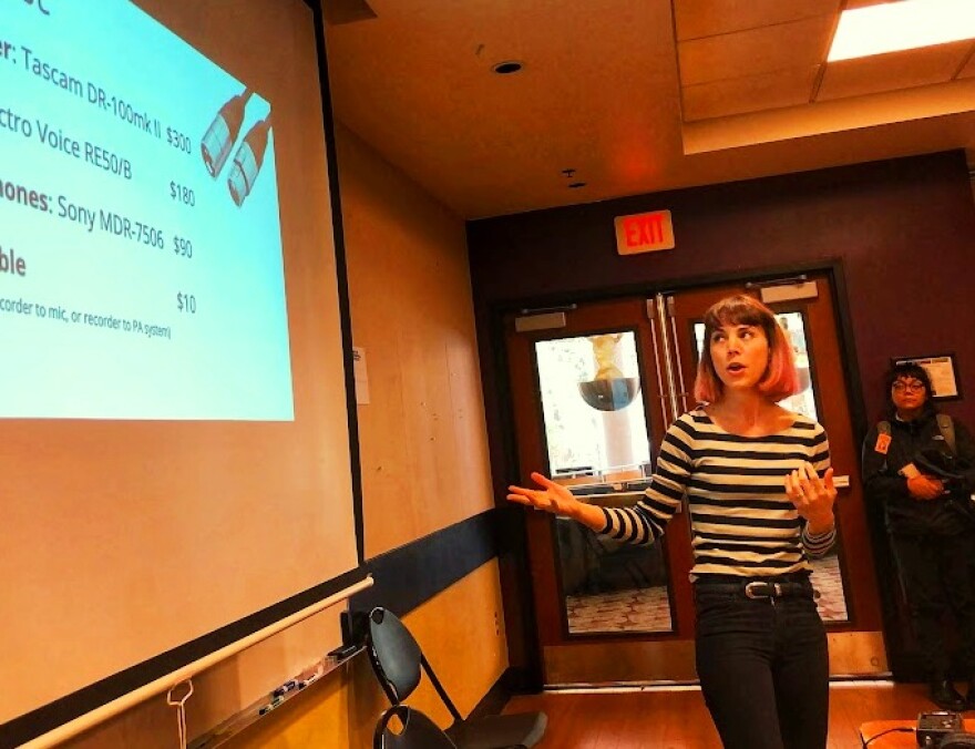 April Ehrlich presents at an SEJ conference in Portland, 2019.