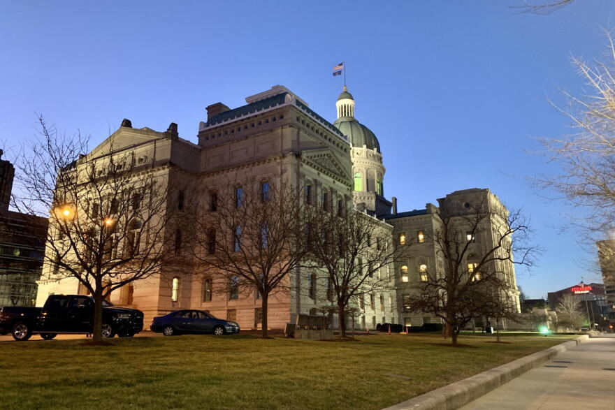The Indiana Constitution only says the governor can call a special session.