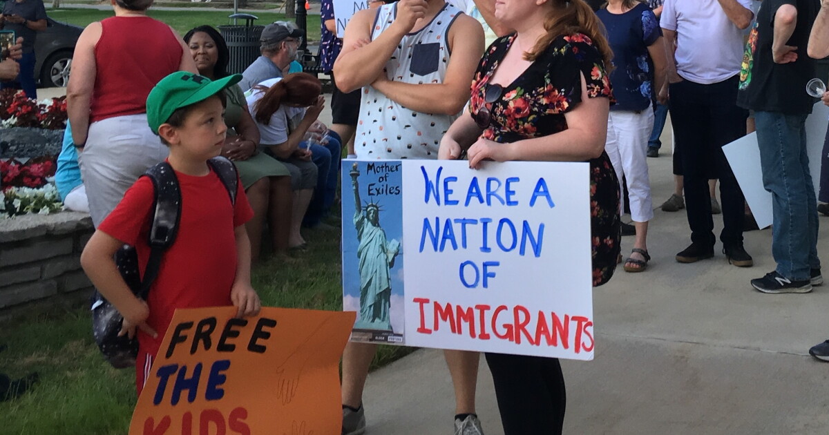 Rally Takes Aim at Immigration Detention Centers | WGLT
