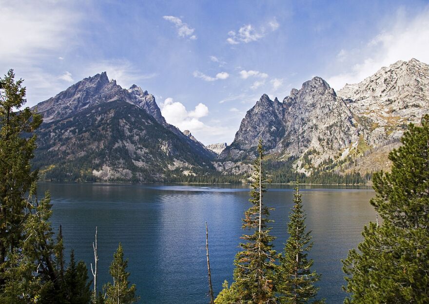 Jenny Lake and Cascade Canyon in Grand Teton National Park, Wyo.(Acroterion via Wikimedia)