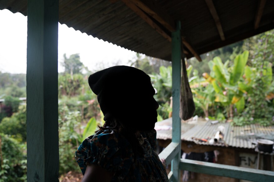 After the death of her son in 2004, one woman was accused of sorcery by her family in Simbu Province. They cut off parts of her fingers and banished her from the village.  She currently lives in Goroka, selling betel nut on the street.