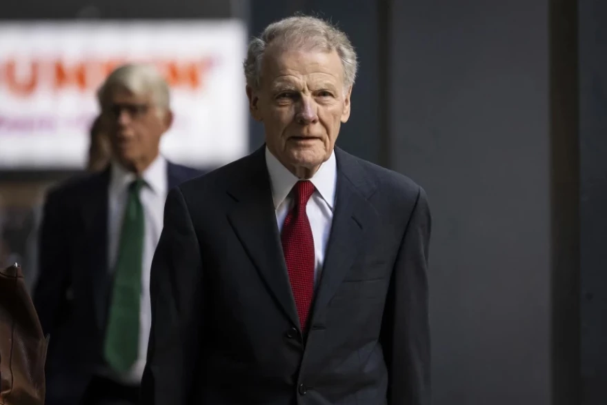 Former House Speaker Michael Madigan arrives at the Dirksen Federal Courthouse this month.