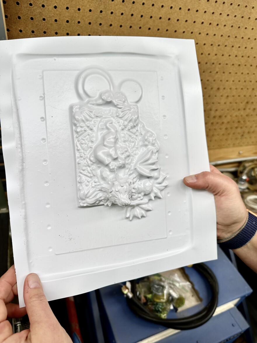 Vacuum formed composition