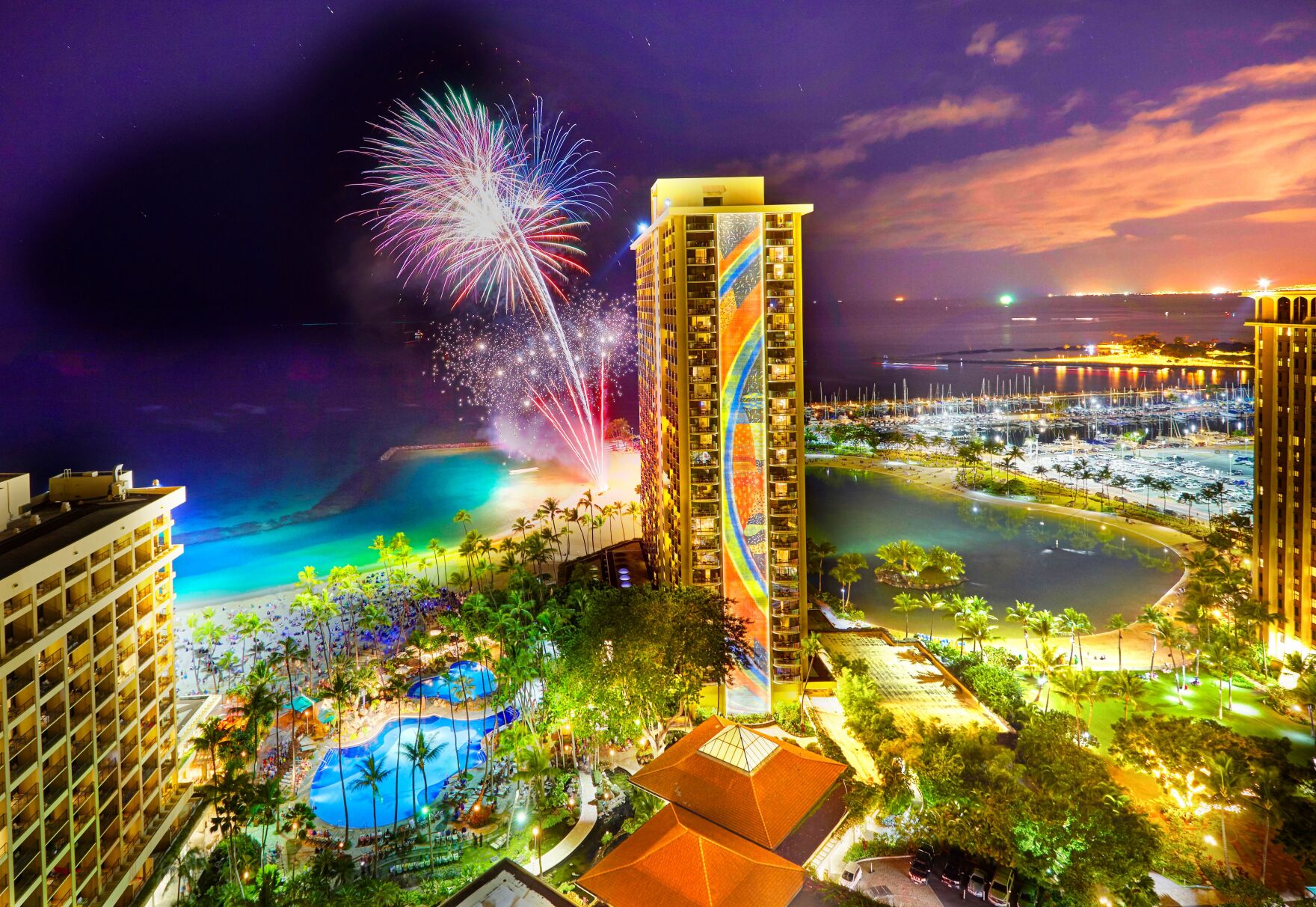 Hilton Hawaiian Village brings back Friday night fireworks in Waikiki