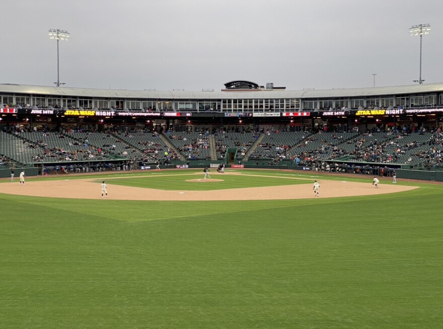 Baseball fans bear frigid temperatures at Jackson Field during the 2026 crosstown showdown v. MSU.