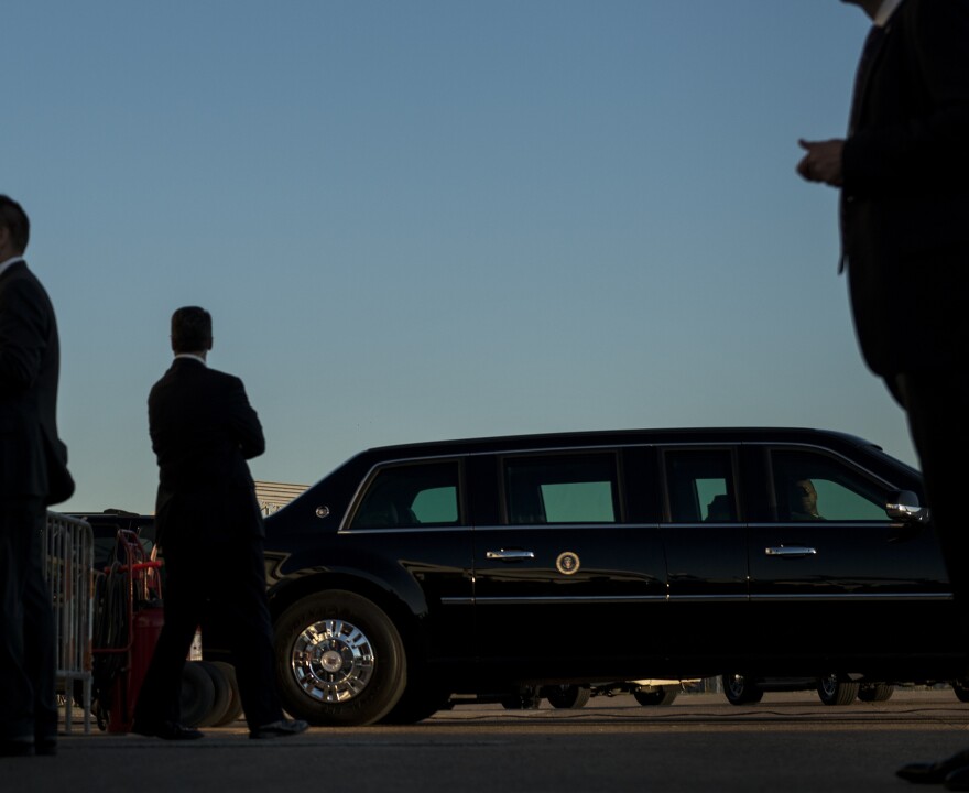 Secret Service agents stood watch earlier this month as President Obama arrived at Dallas Love Field airport.