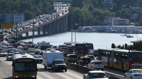 Traffic on Highway 520 in Seattle's Montlake area