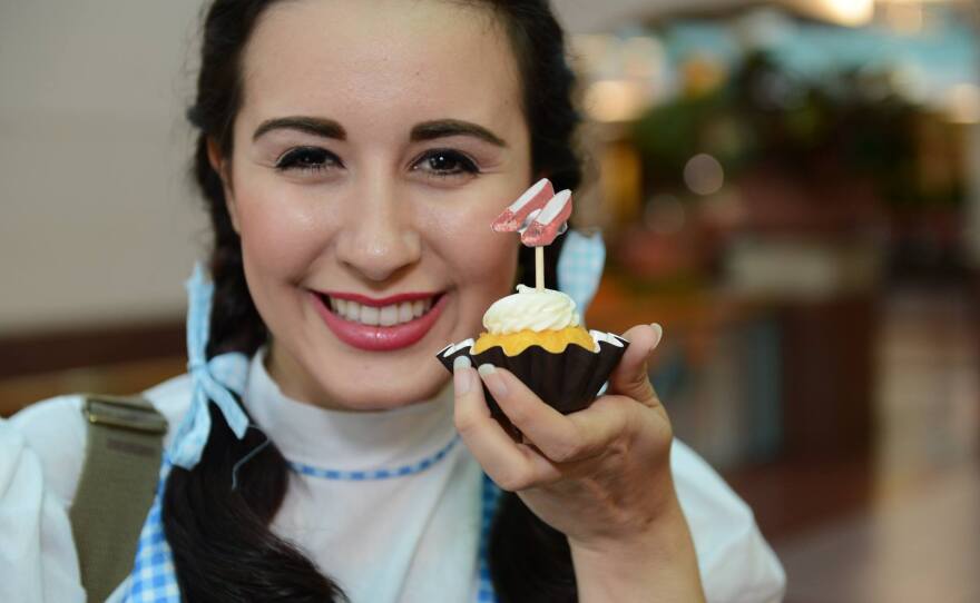 Kayla Brodnicki starred as Dorothy in the Playhouse's "Wizard of Oz" and sang at a 2014 screening.