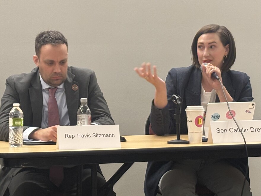 Republican state Rep. Travis Sitzmann and Democratic State Sen. Catelin Drey participated in a legislative forum by the League of Women Voters-Sioux City on March 28, 2026. (Bret Hayworth, Siouxland Public Media News)