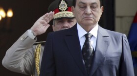 Hosni Mubarak steps down in Egypt