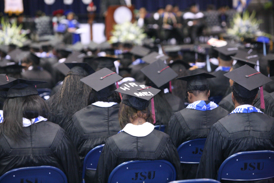 grads.png