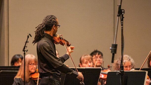 Associate Concertmaster Timothy Jones helps the orchestra tune on Feb. 13.