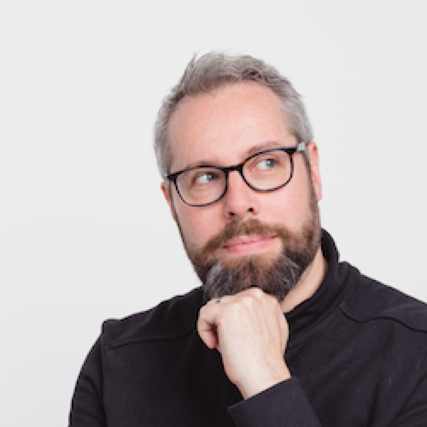 Simon Rogers is an award-winning data journalist, writer and speaker.