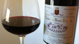 French red wine from the Botdeaux region. Agne27, CC BY-SA 3.0 <https://creativecommons.org/licenses/by-sa/3.0>, via Wikimedia Commons