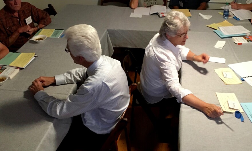 Steve and Karen Wickham explain course materials to participants in their seminar on Type 2 diabetes in Grundy County, Tenn. The six-week seminar offers detailed instruction on the biology of diabetes, diet and exercise — and provides plenty of individualized support.