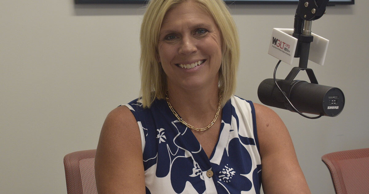 Carroll County Board chair, farmer Julie Bickelhaupt announces bid for ...
