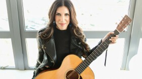 Grammy award-winning singer/songwriter and Miami native Joanie Leeds has released a new record — “FREADOM” — to protest the movement by government leaders in Florida and other states to ban certain books.v“It definitely is a protest album,” Leeds told WLRN’s Michael Stock, host of “Folk and Acoustic Music, in an interview, which airs Sunday, Feb. 25, beginning at 3 p.m.