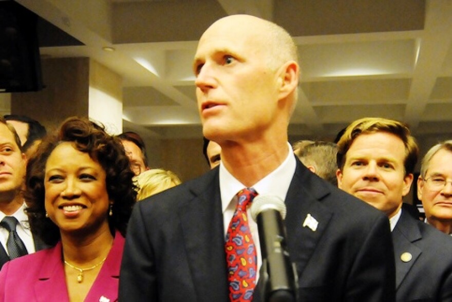 Gov. Rick Scott addresses the crowd after Sine Dine 2012.