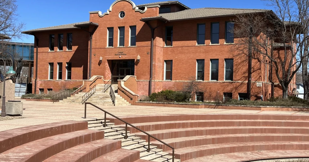 Loveland votes would beef up camping ban, buy site for new shelter