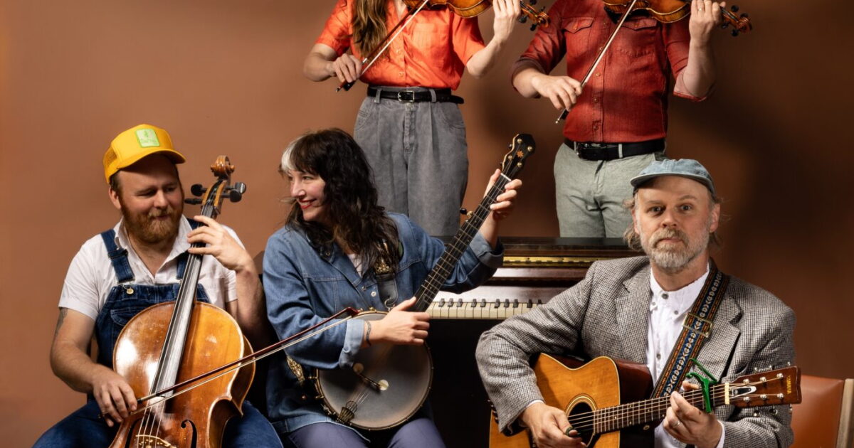 Live in Studio B, Friday the 11th at 11am: Horse Feathers