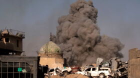 A picture taken on July 10, 2017, shows smoke plumes billowing in the Old City of Mosul during the offensive by the Iraqi force to retake the embattled city from Islamic State (IS) group fighters. (Fadel Senna/AFP/Getty Images)