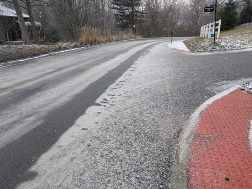 Snow, sleet and freezing rain are forecast to hit the St. Louis region beginning Thursday evening. 