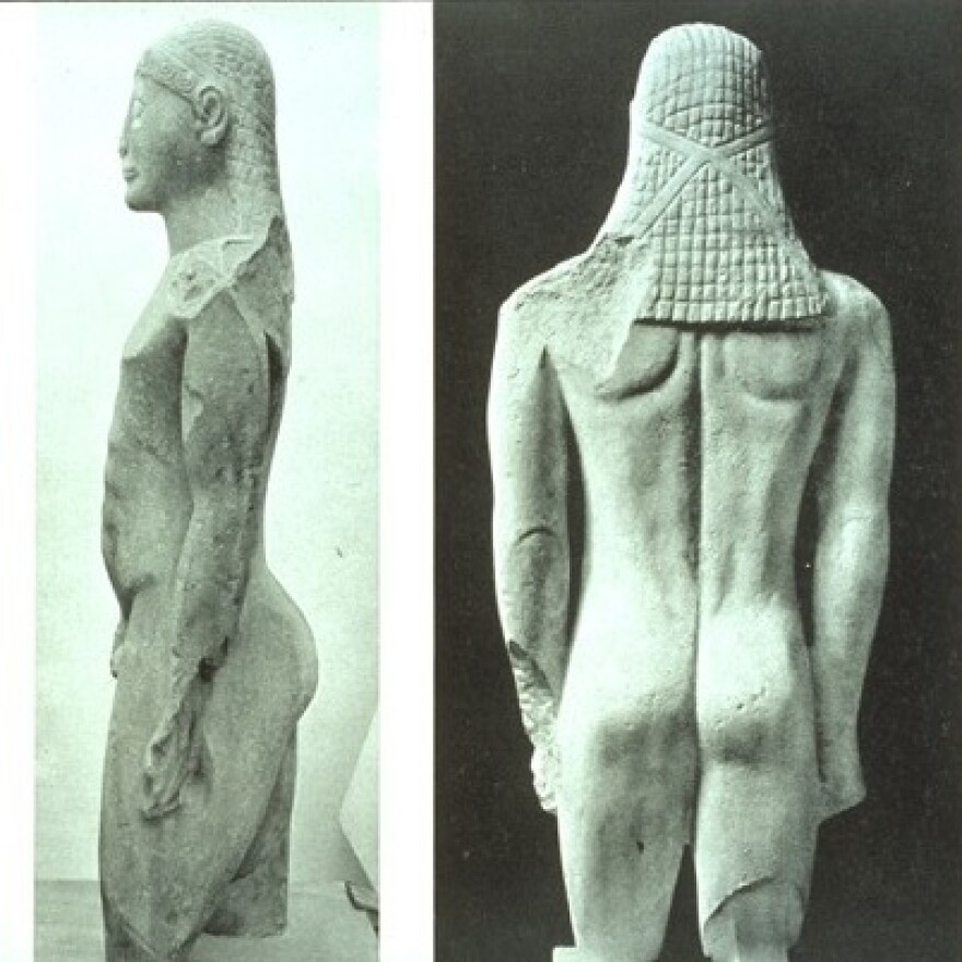 Many ancient statues, such as this one from Greece, display a J-shaped spine. The statue's back is nearly flat until the bottom, where it curves so the buttocks are behind the spine.