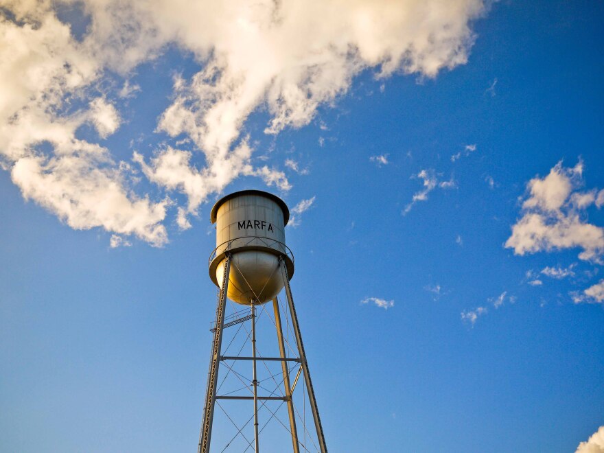 water_tower_-_marfa_tx