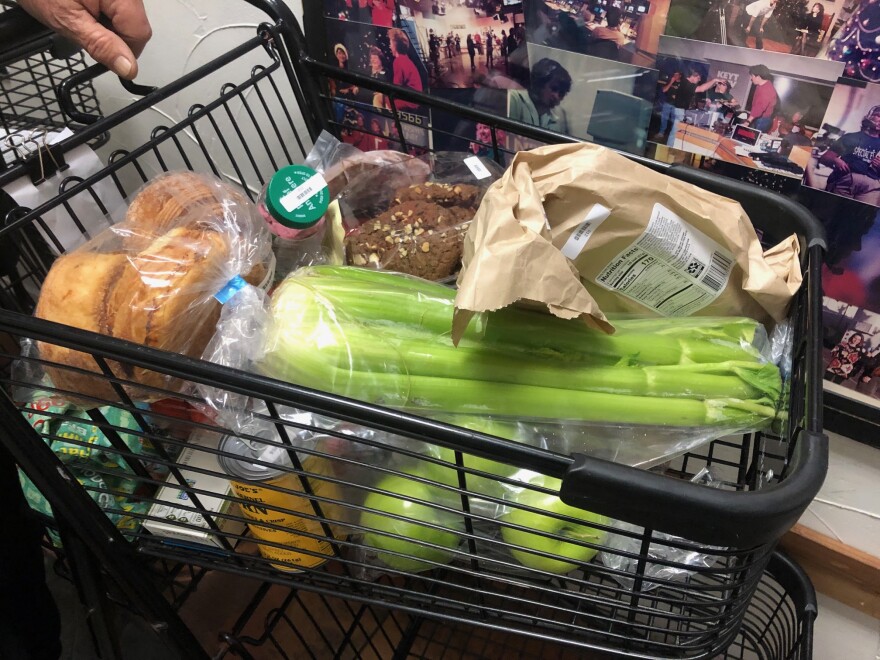 Santa Barbara's Unity Shoppe allows people to pick out the food items they need at no cost.