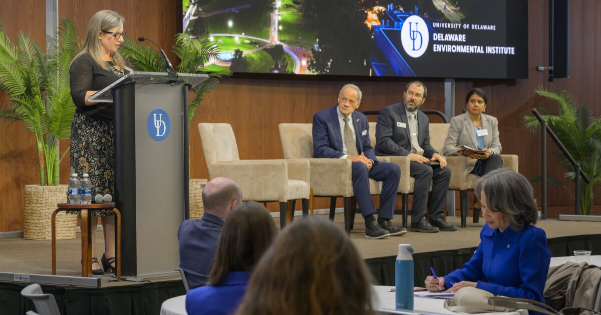Carper launches collaborative focused on climate and jobs