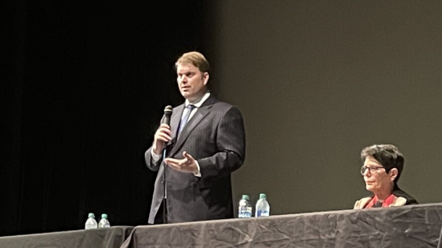 Lexington councilman and mayoral candidate David Kloiber addresses a candidate forum at the Lyric Theatre