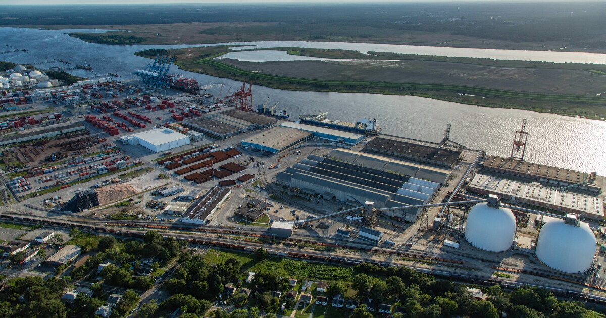 Ask a Journalist: What's going on with container ships at the Port of Wilmington?