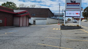 Governor's Restaurant on Lisbon Street, one of Lewiston's busiest thoroughfares.