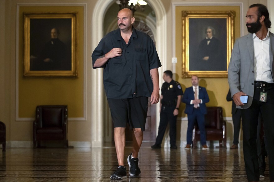 Senators nix casual clothing, set new dress code | 90.5 WESA