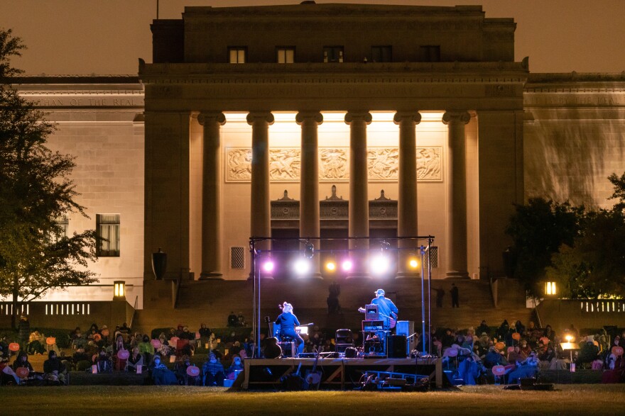 In 2020, KC Rep presented GHOST LIGHT on the lawn of The Nelson-Atkins Museum of Art, where patrons sat in socially distanced pods.