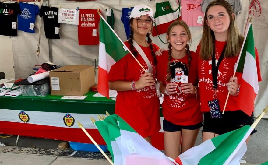 La Festa Italiana celebrates Italian food, music and culture.
