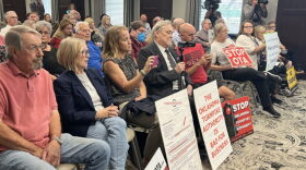 Critics of an Oklahoma turnpike expansion plan urge an oversight council to deny a request for bonds.